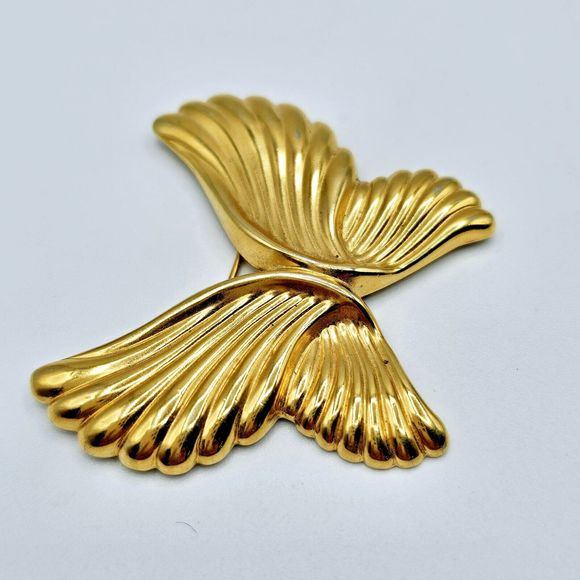 Vintage Butterfly Brooch Angel Wings Art Deco Metal Gold Tone Estate Jewelry Pin - Picture 8 of 10